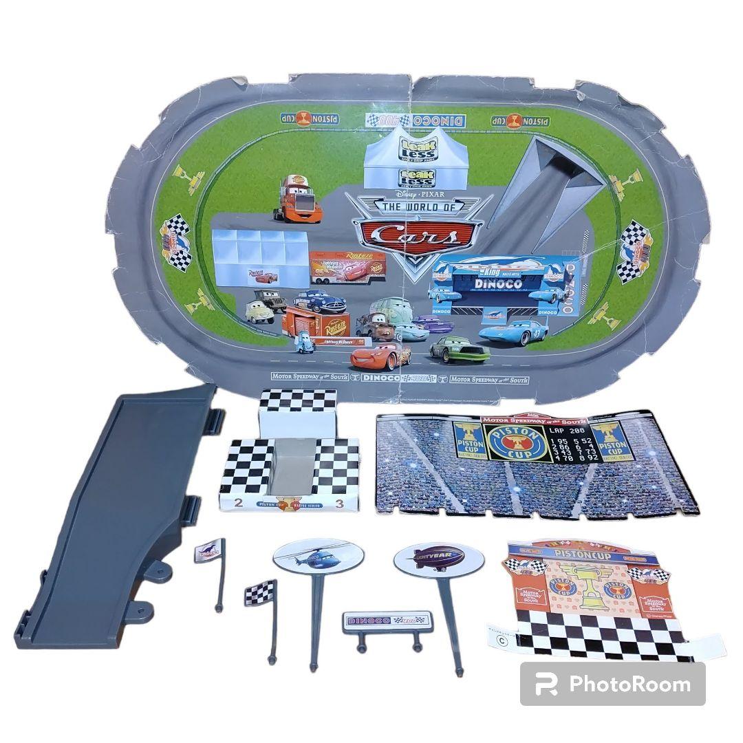 【動作◎/付属品完備】トミカ　カーズ　ぐるぐるサーキット　めざせ！ピストンカップ