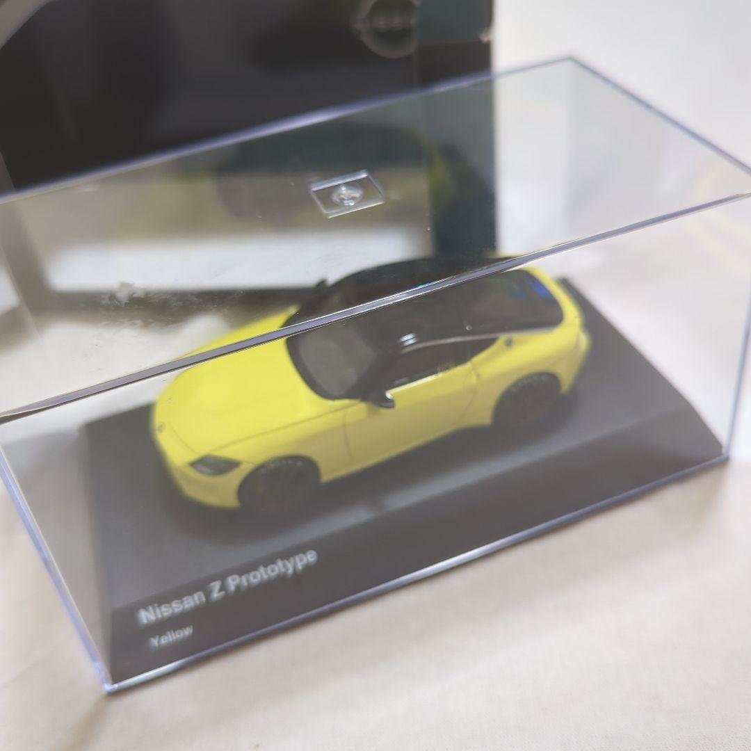 ニッサン Z Prototype 1/43