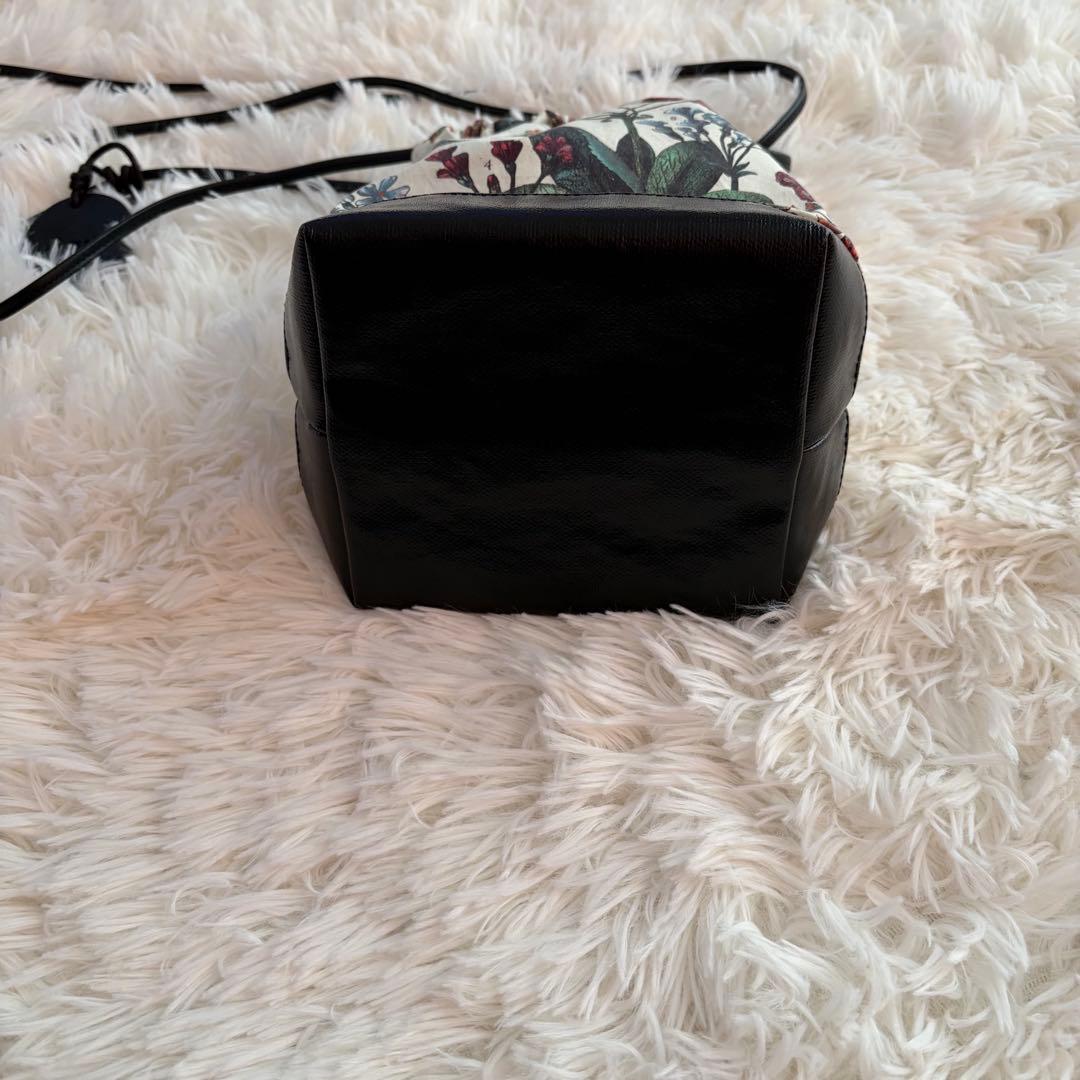 美品 CABaN パレルモプリント ドローストリングバッグ - メルカリ