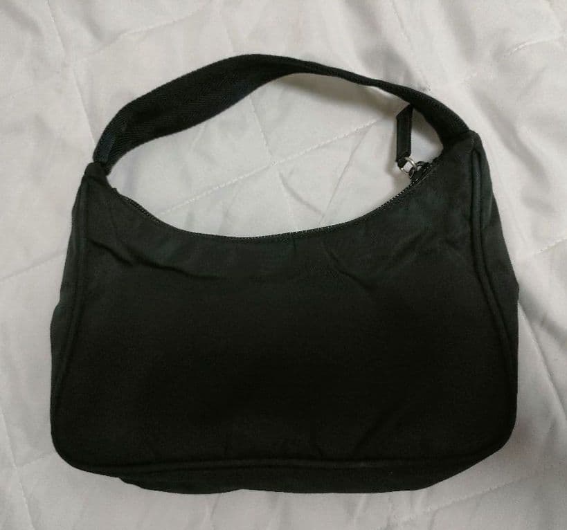 お値下げ依頼主　本日最終価格！　PRADA　ミニトートバッグ