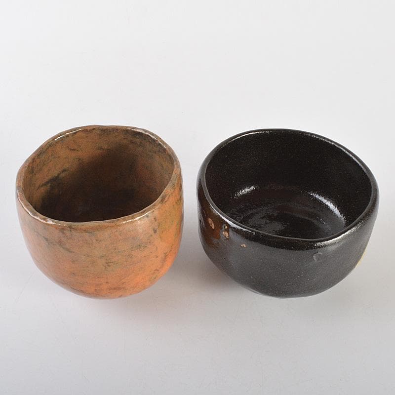 茶道具　古い赤楽茶碗　黒楽茶碗　2点まとめて　M　R6786