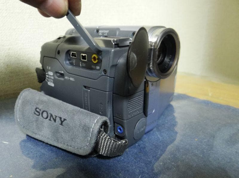 かわいいminiDVビデオカメラDCR-TRV22 送料無料 30