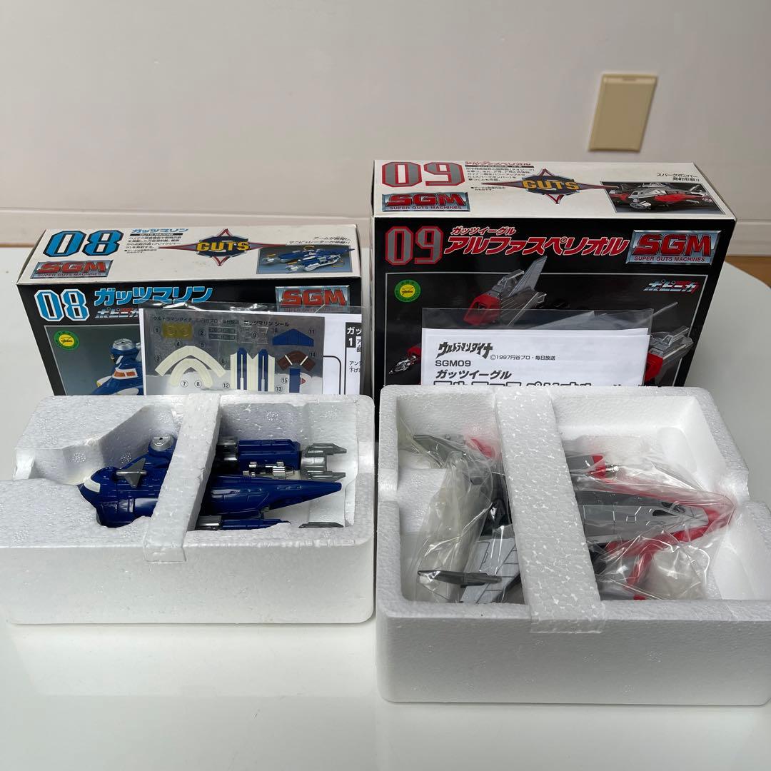 年末年始セール　ウルトラマン ダイナ　DXガッツイーグル　セット