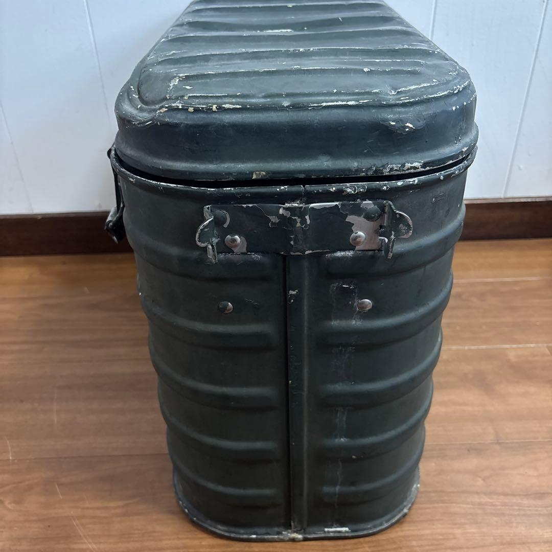 米軍 実物 フードコンテナ 破損箇所あり 送料無料