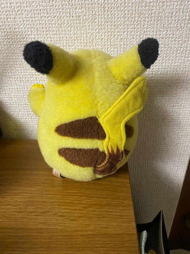 初期ピカチュウTOMY ぬいぐるみ　ポケモン