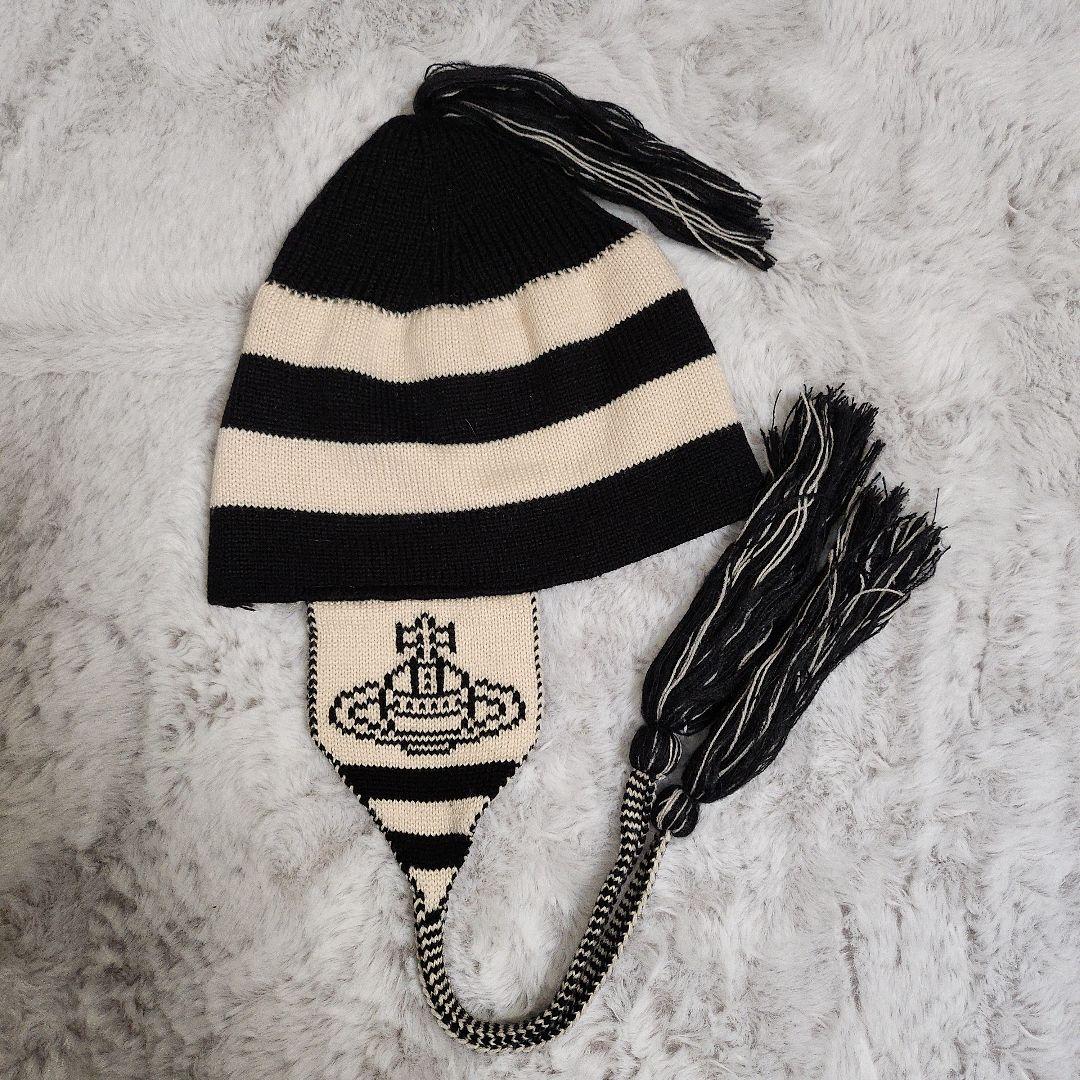 VivienneWestwood耳あて付きニット帽 黒と白のストライプ - メルカリ