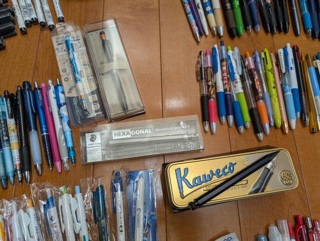 カヴェコ クルトガ フリクション パイロット ボールペン 大量 ゼブラ