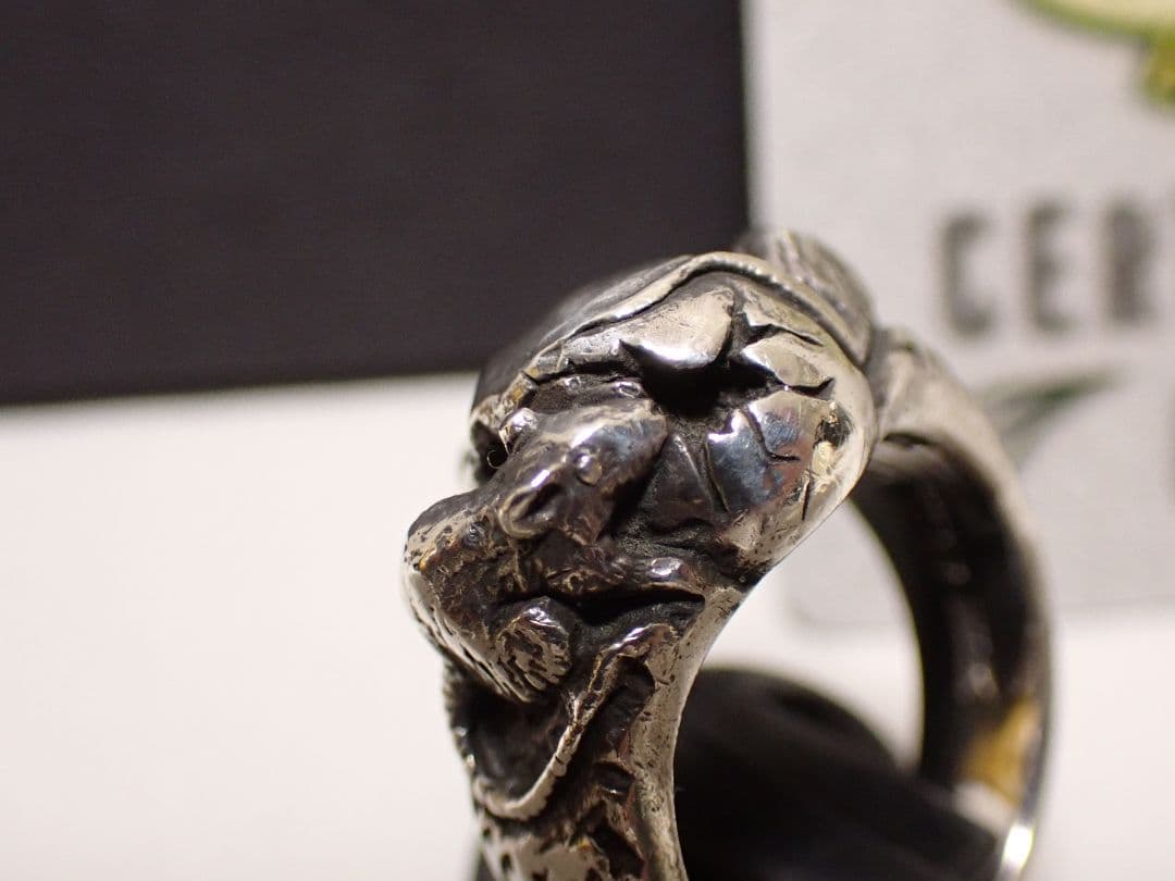 【普通のUSED】クレイジーピッグ レストインピース リング