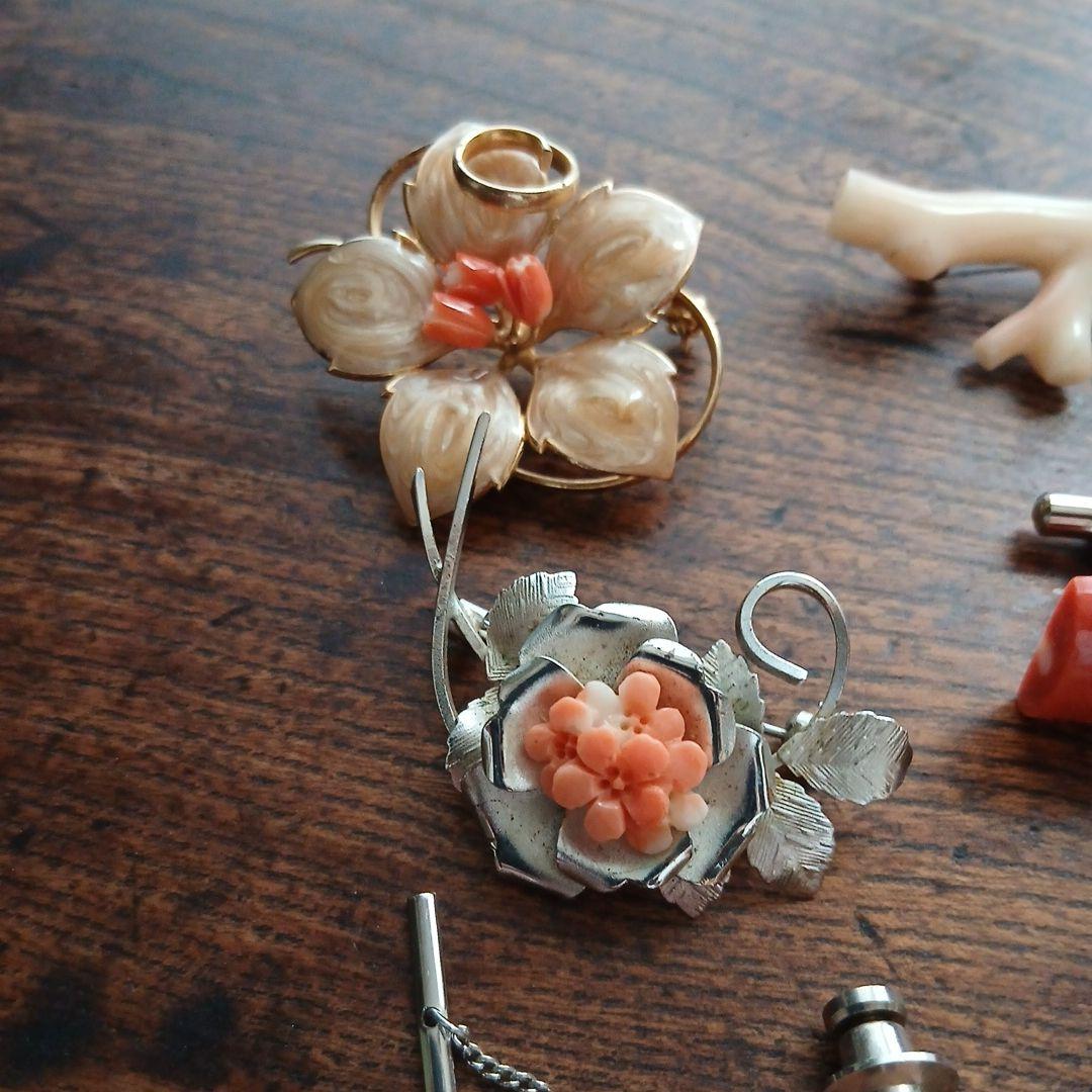 パーツ取り用！珊瑚飾り付きカフス、アクセサリーまとめて ジャンク リメイクサンゴ