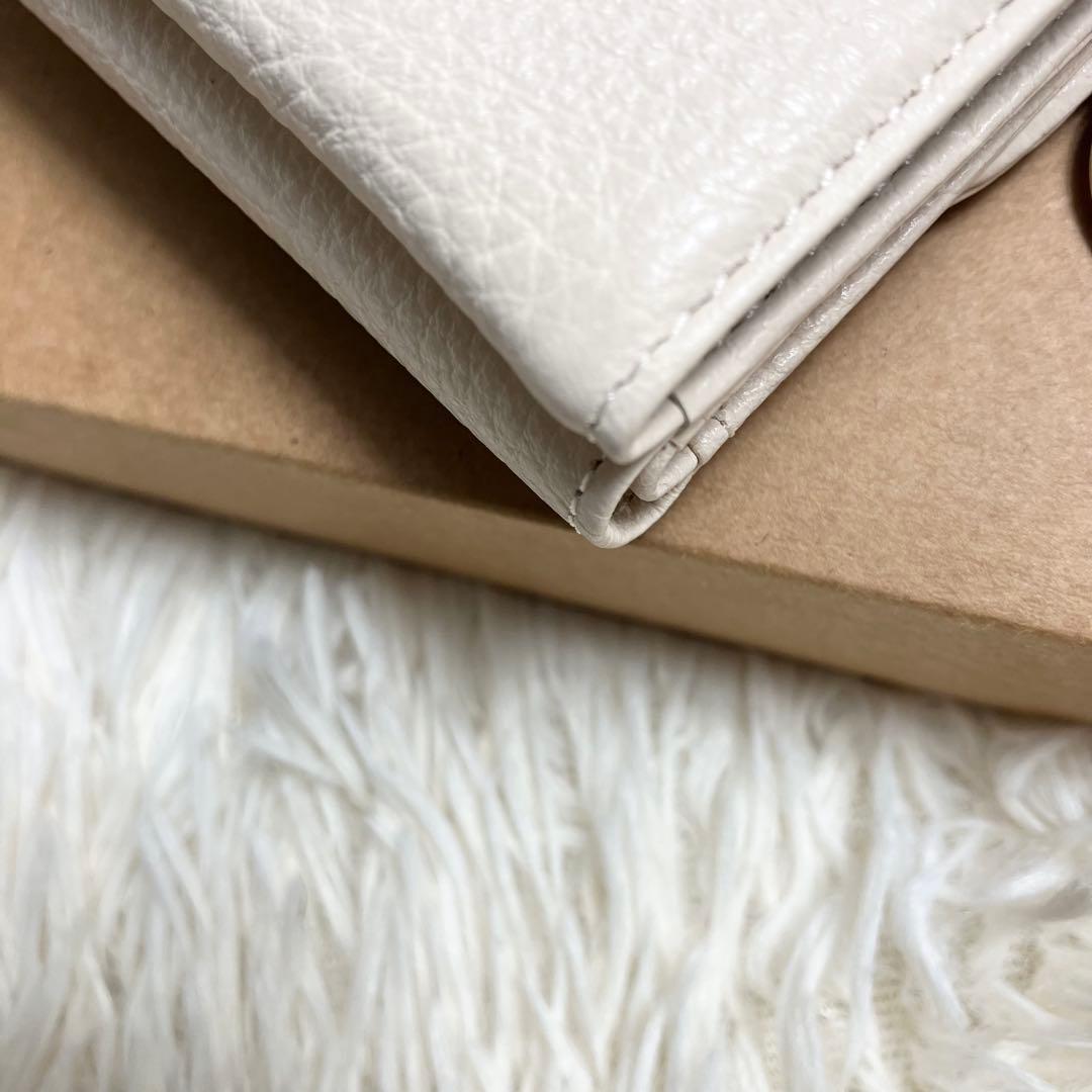 未使用✨ ジルスチュアート ルナティ がま口 トリフォールド