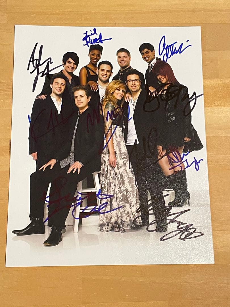 アダム•ランバート 直筆サイン入り写真 及び Certificate