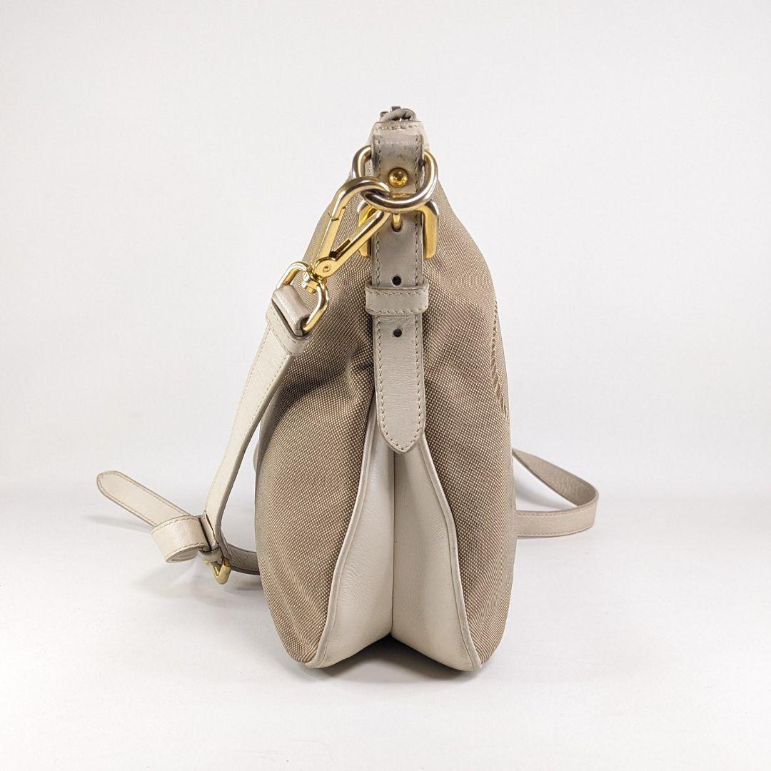 PRADA　プラダ　ショルダーバッグ　キャンバス　レザー　ロゴ ジャガード