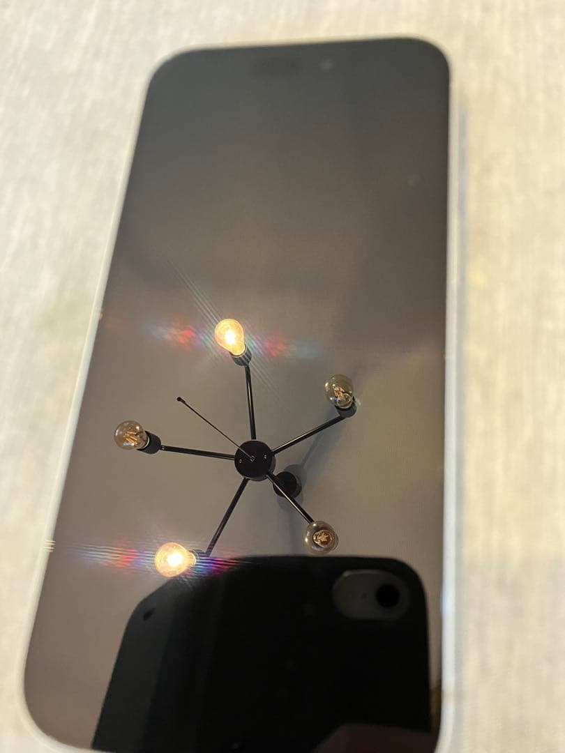 iPhone 15 Plus イエロー256GB バッテリー100% 4ヶ月使用 iPhone 15