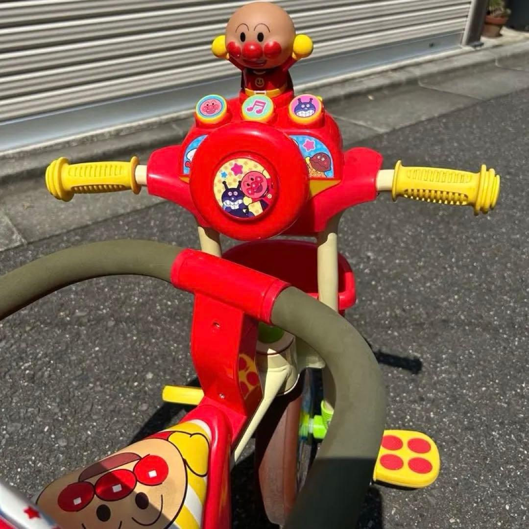 値下げ中☆ジョイパレット それいけ! アンパンマンデラックスII レッド 三輪車