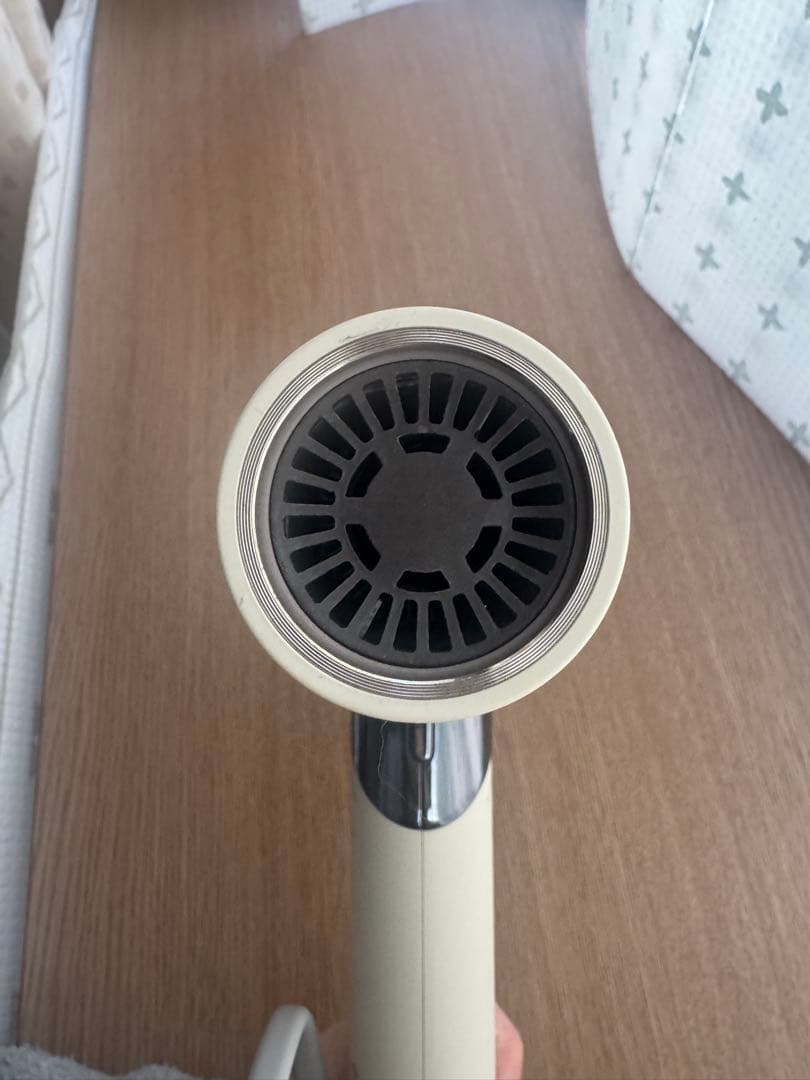 KINUJO 絹女 ヘアドライヤー ホワイト