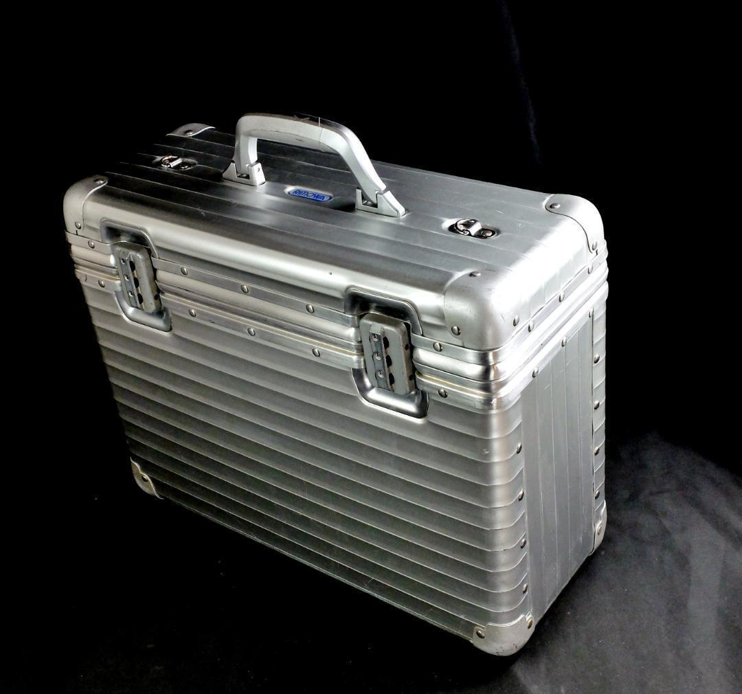 リモワ 950.50 TOPAS『パイロット・ケース』（ラージスリム) 33L リモワ 950.50 TOPAS『パイロット・ケース』（ラージスリム) 33L