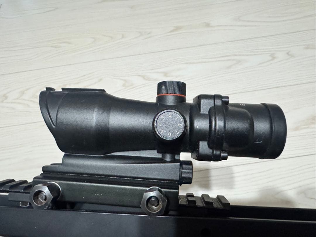 ファマス5.56 F1 ブラック スコープ付き 東京マルイ