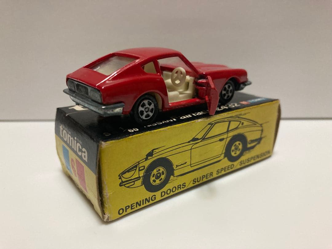 トミカ 日本製 ニッサン フェアレディZ432 1Aホイール 赤