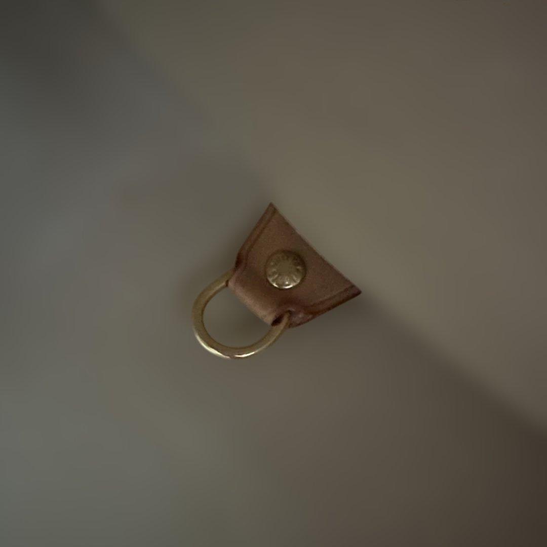 Louis Vuitton イエローパテントレザーハンドバッグ