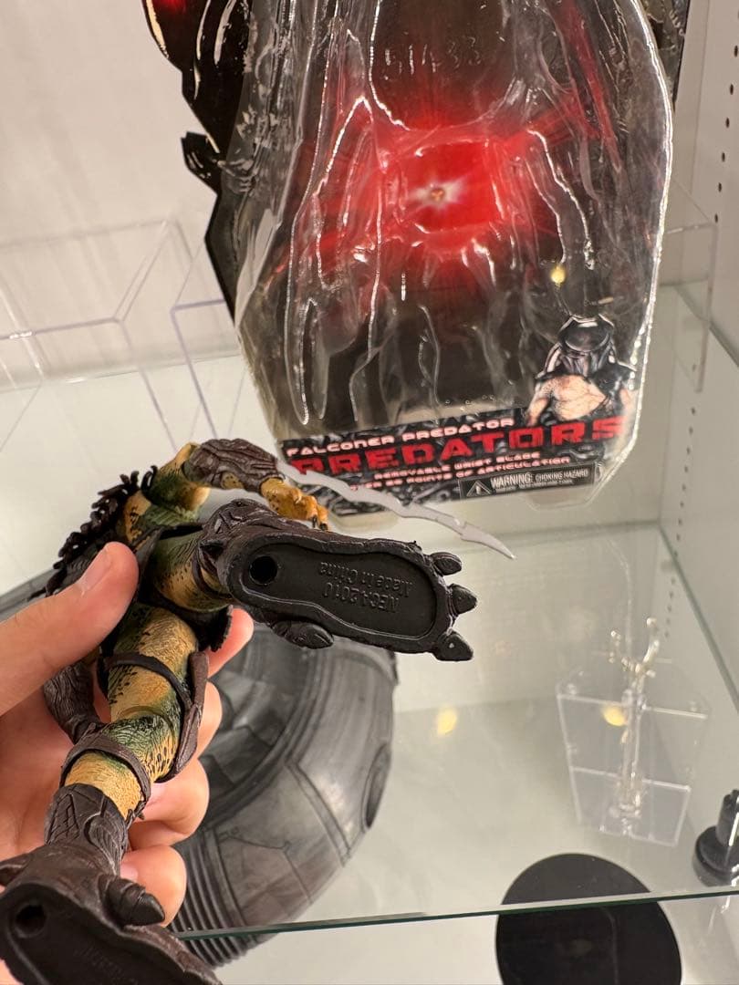 ネカ　プレデターズ　ファルコナープレデター