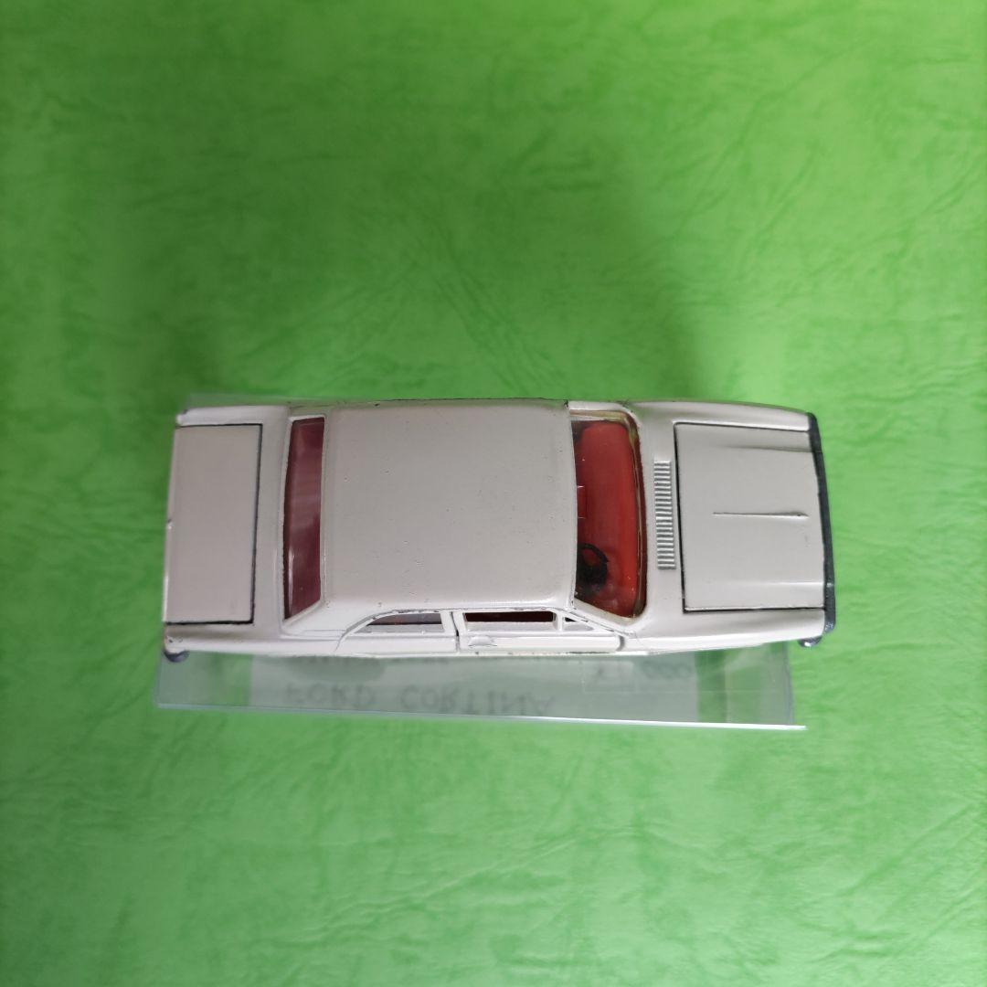 フォード　コルティナ　　ディンキートーイズ