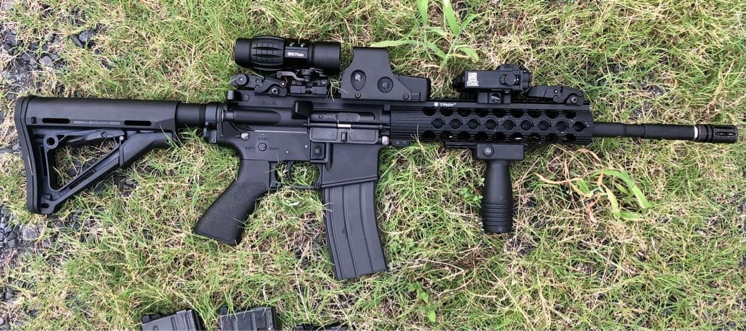 東京マルイ　ガスブローバックライフル　M4A1MWS 外装カスタム　マガジン6本