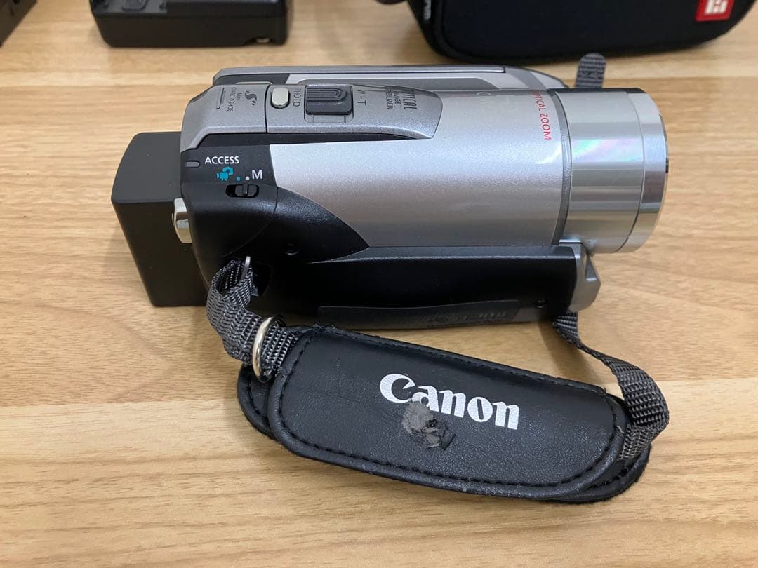 Canon キヤノン iVIS HF M31 ビデオカメラ