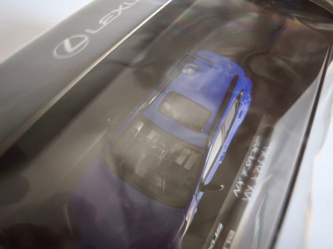 1/43 Lexus NX \"F SPORT\" 350h ミニカー　ヒートブルー