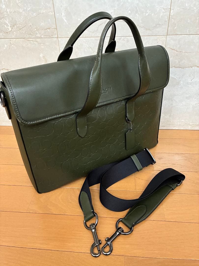 COACH オリーブグリーン ビジネスバッグ