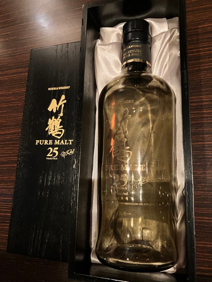 竹鶴 25年 未開栓 2400001008636_01.jpg 竹鶴25年