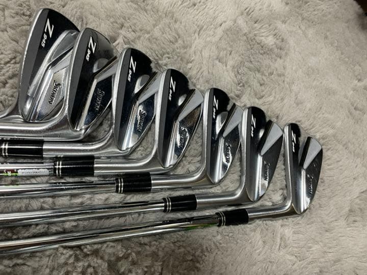 希少品】限定モデルスリクソン z945 ツアーイシューs200