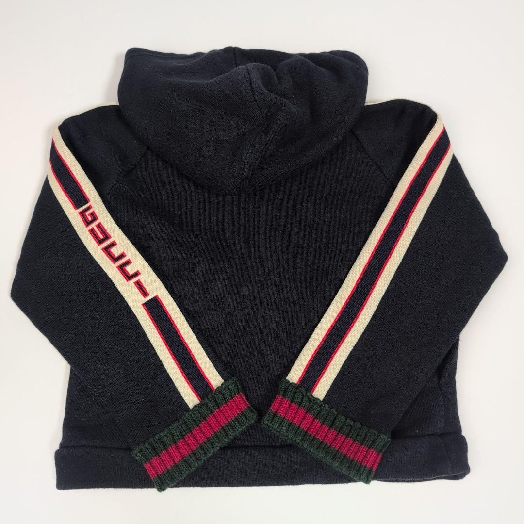 GUCCI グッチ ネイビー 肩ロゴ入りフード付きパーカー