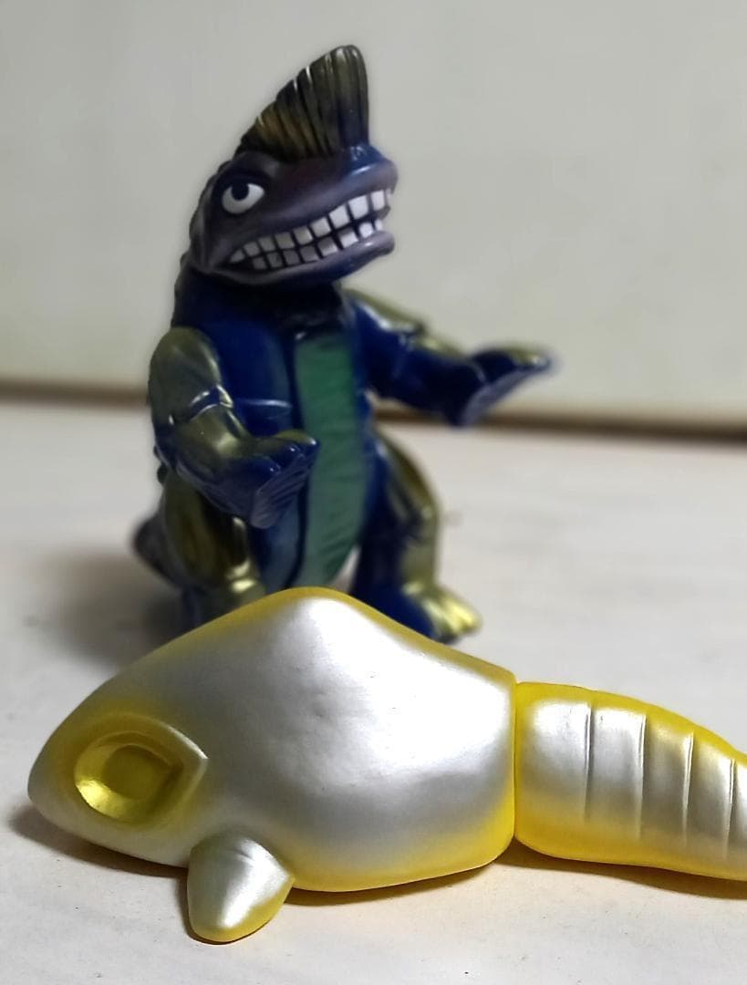 ☆ガバドン 2体 マーミット 2000年 ウルトラマンから