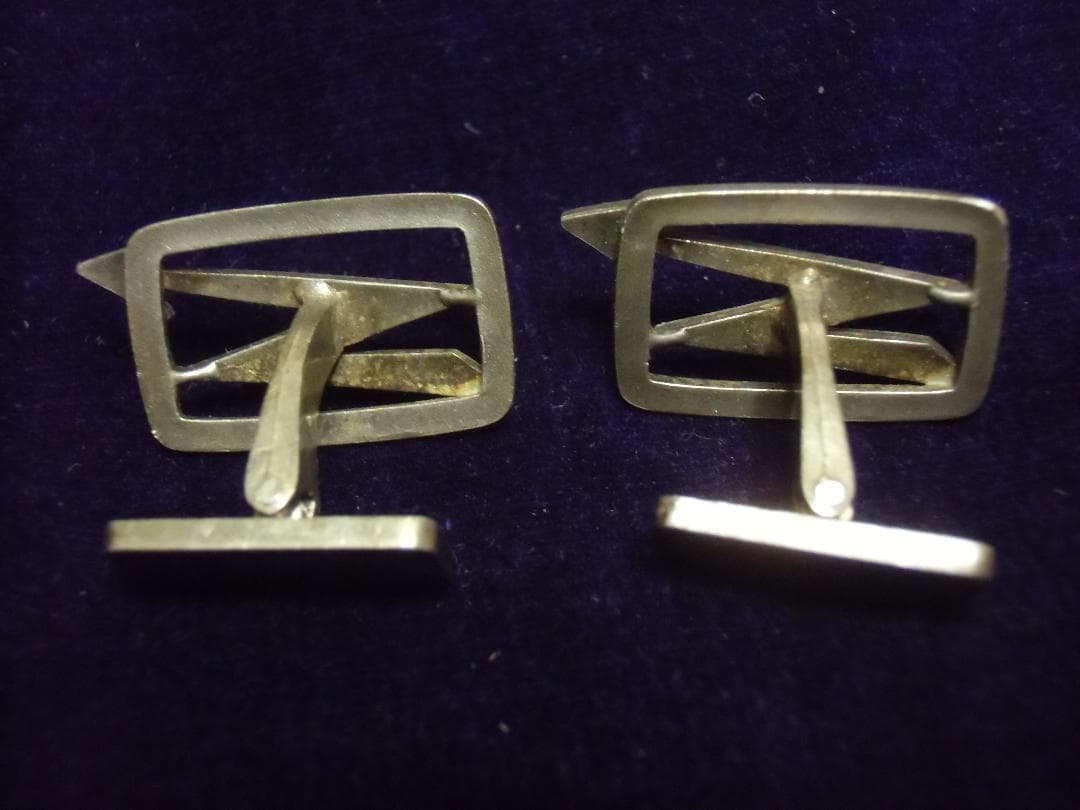 ⊞ドイツ軍＊一般/ＡＳＳ＊通信科＊８００銀製カフスボタン（実物）
