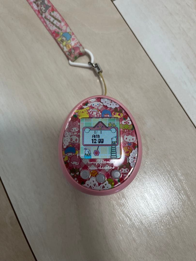 たまごっちみーつ サンリオキャラクターズみーつver. ピンク 中古