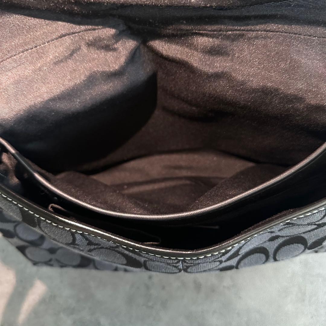 バッグ COACH Soho Signature Flap Shoulder Bag