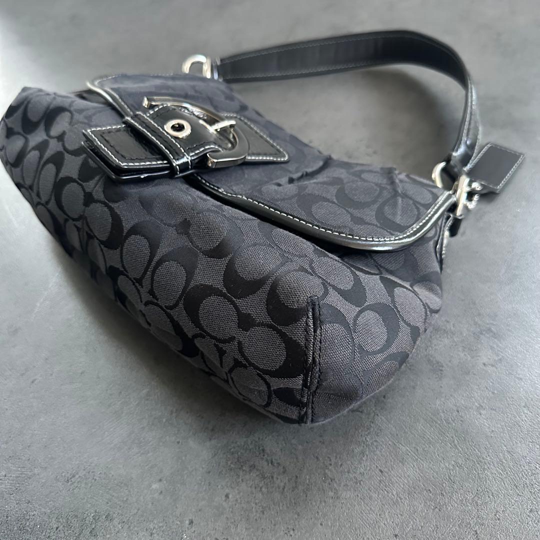 バッグ COACH Soho Signature Flap Shoulder Bag