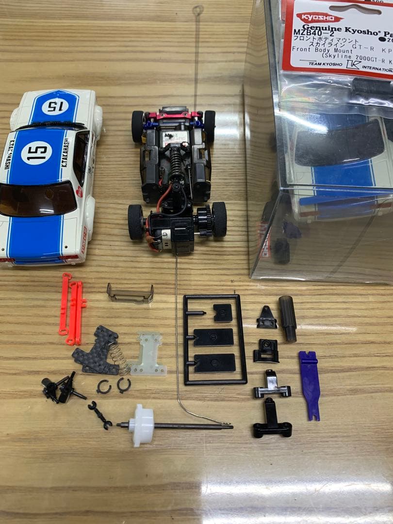 京商ミニッツ　新品ボディー MR-015RM オマケ付FETなど