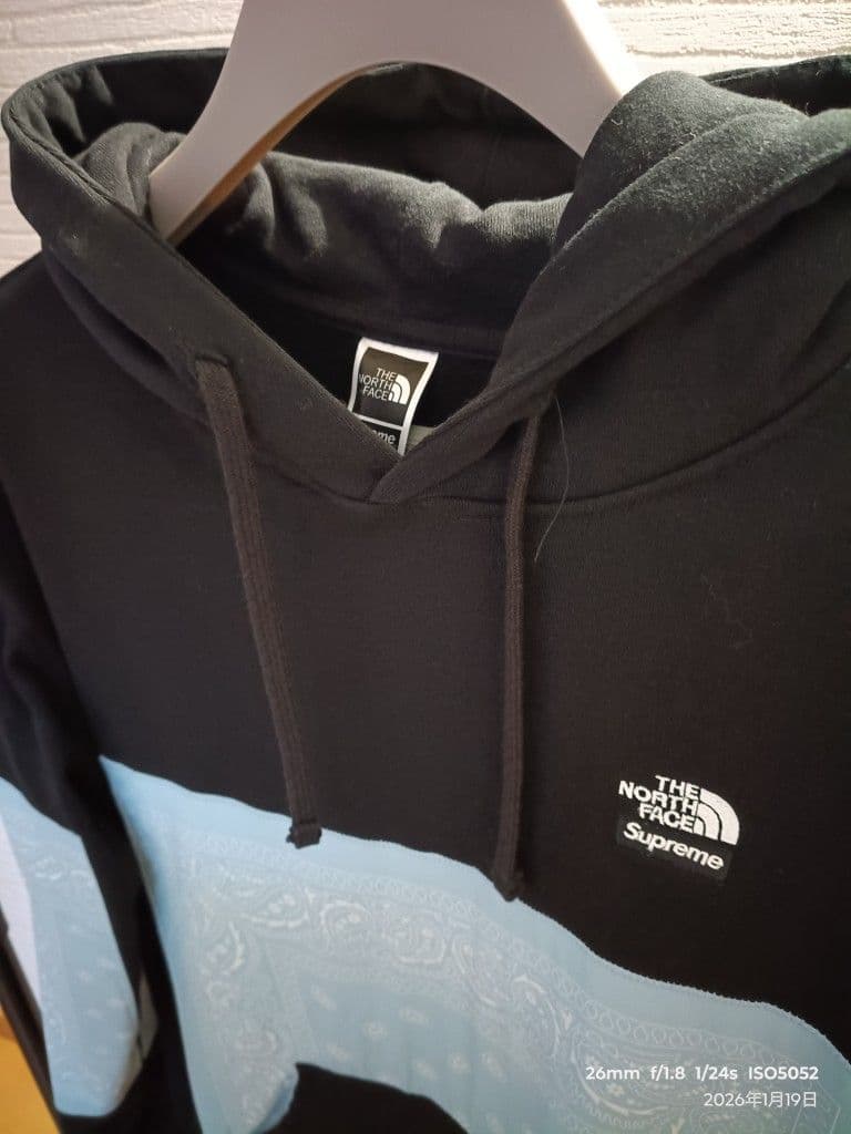 The North Face x Supreme パーカー L