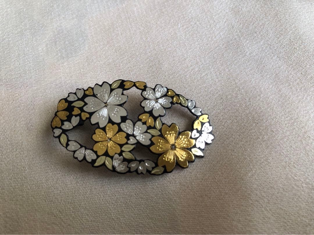 象嵌 ペンダントブローチ 透かし小判 桜