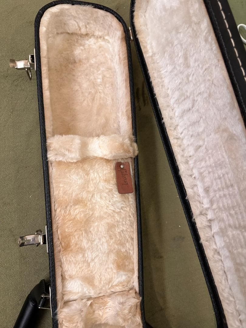 Gibson USA　ギブソン 　SG用 ハードケース ブラック　ギターケース