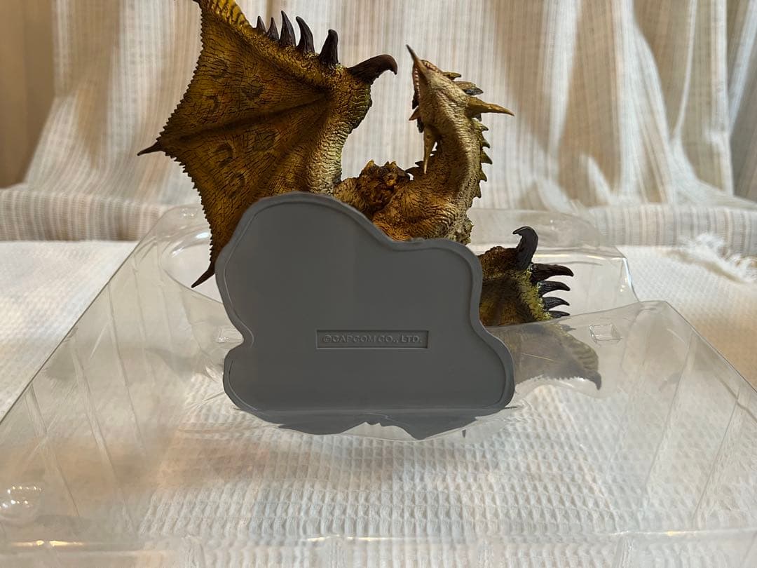 MH 金火竜 リオレイア希少種　CFB クリエイターズモデル　モンスターハンター