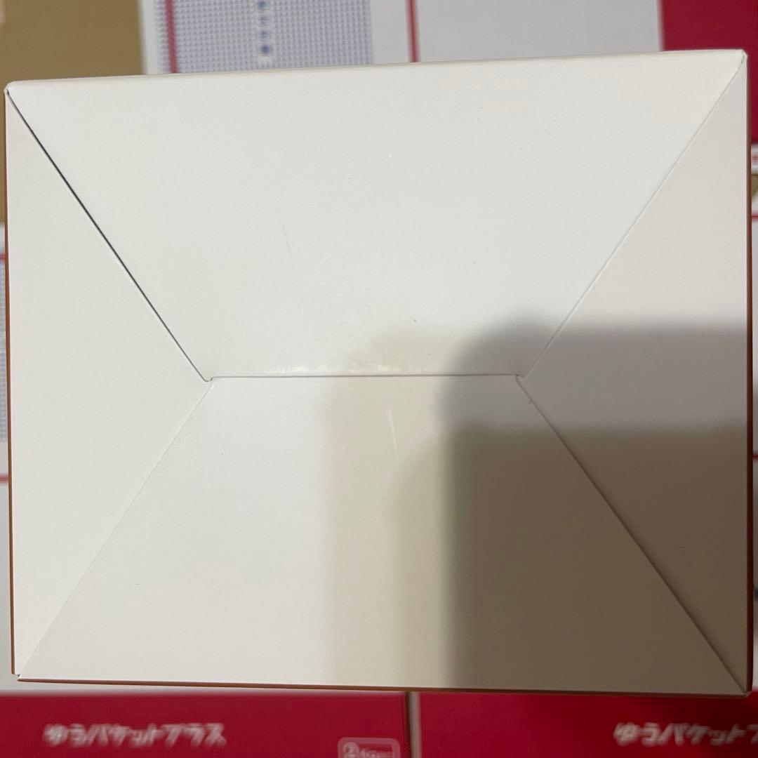 正規品 POPMART WACKY MART ラブブ 店員 labubu