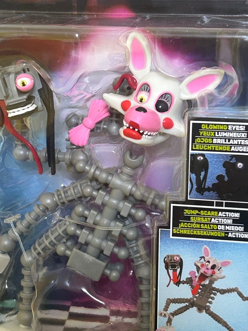 ファイブナイツアットフレディーズ　アクションフィギュア　fnaf マングル