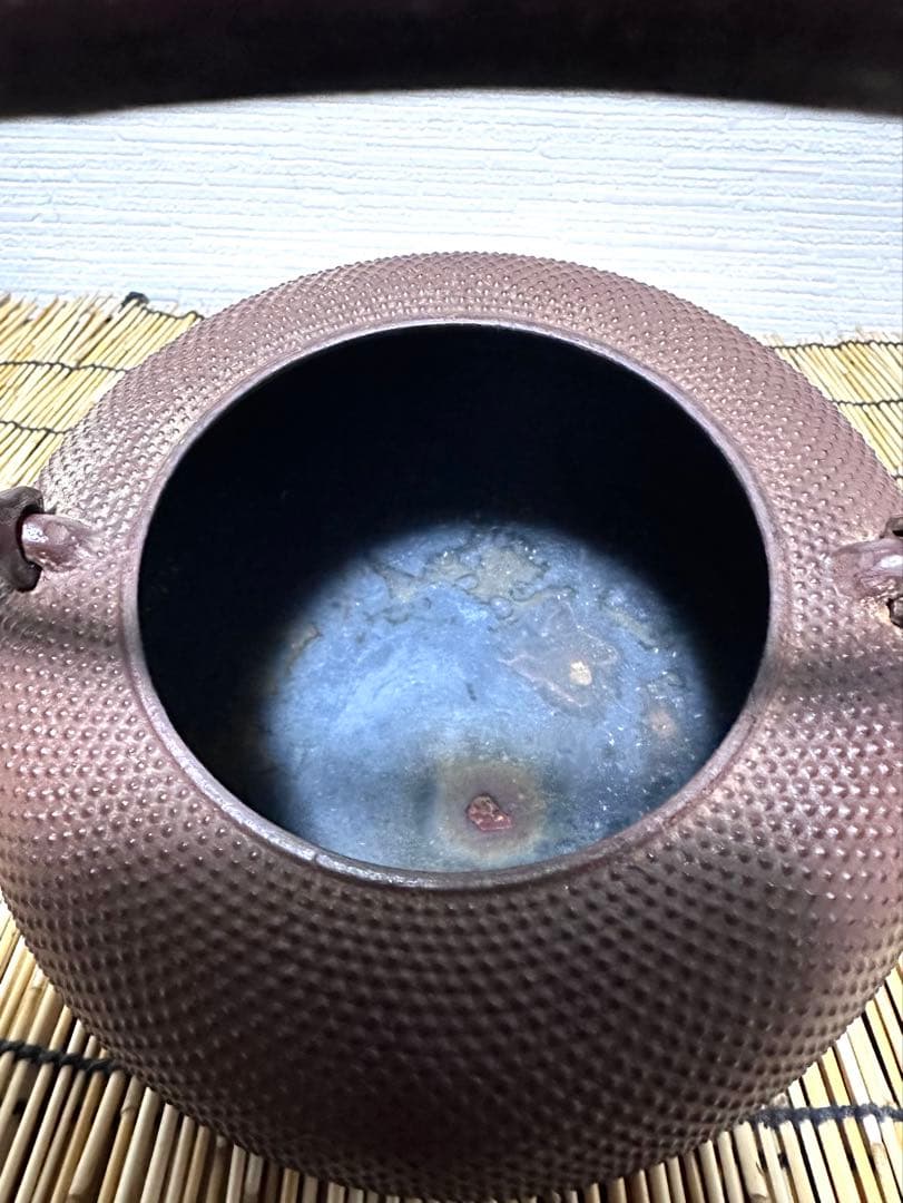 ＵＳＥＤ、良品　南部銘　南部釜師造１２型アラレ　鉄瓶　南部鉄瓶　南部鉄器　鉄瓶