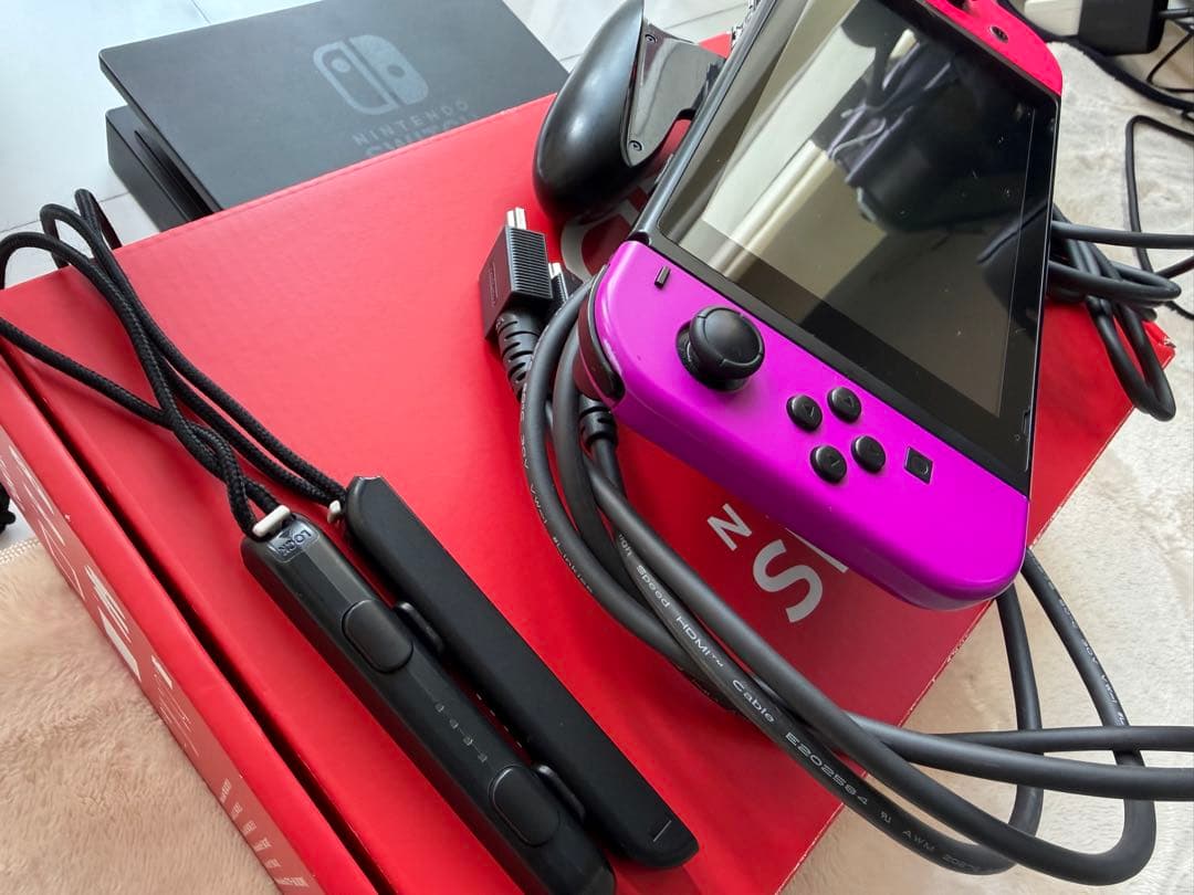 Nintendo Switch 本体 ピンク/パープル 充電器付き