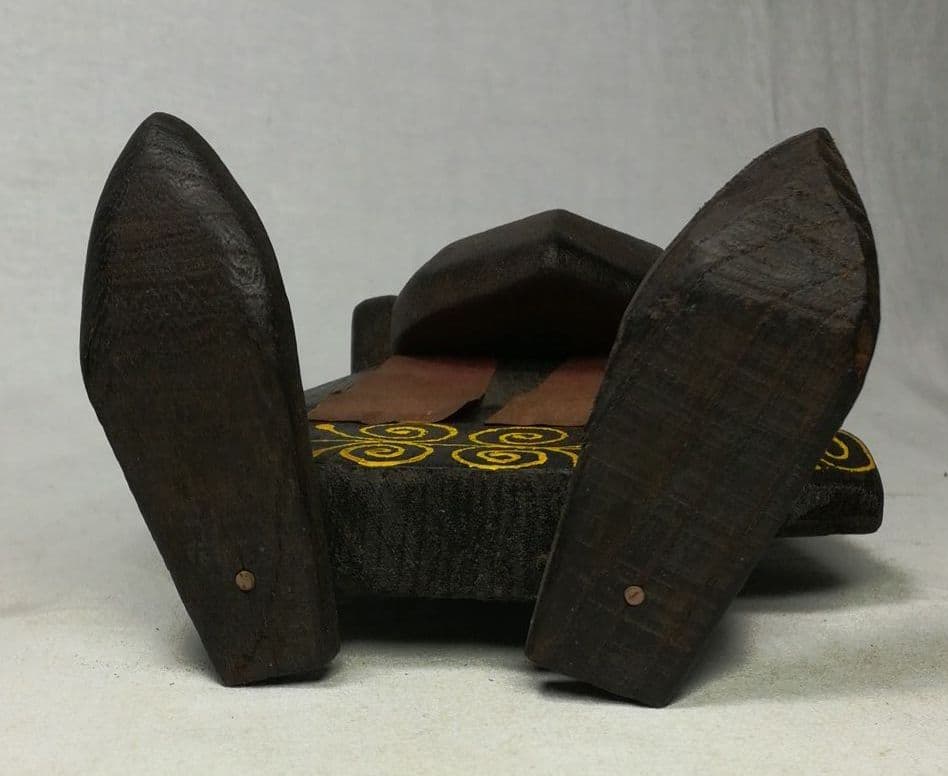 アイヌ彫 木彫 彫刻 民族衣装 ニポポ コロポックル コロボックル 人形 置物