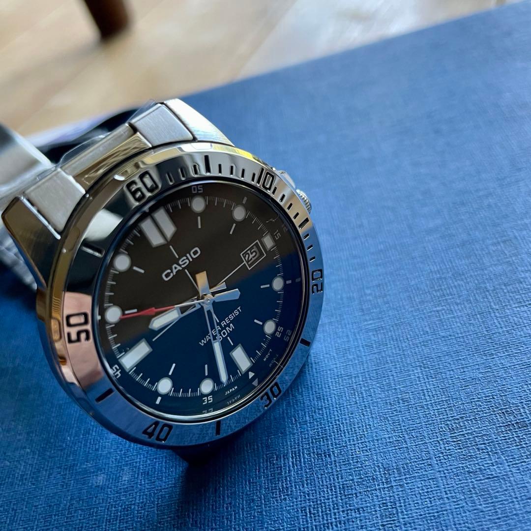 カシオ アナログ腕時計　海外逆輸入　新品　ビッグフェイス　ステンレスモデル