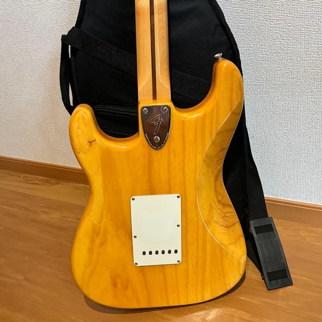 Fender Classic Stratocaster 確認済 ギター ストラト
