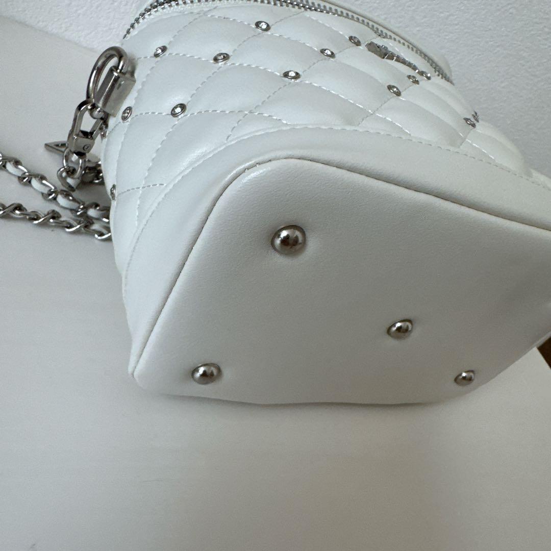 【大人気】pium ビジューキルティングバニティバッグ 白　ピウム　アイボリー